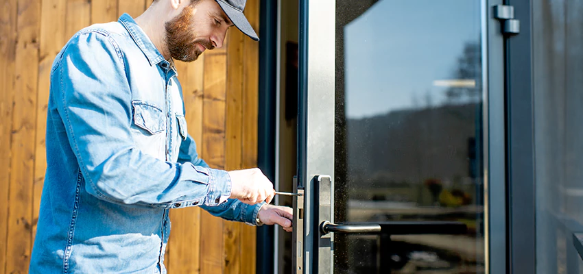 Frameless Glass Storefront Door Locks Replacement in Chowchilla, CA