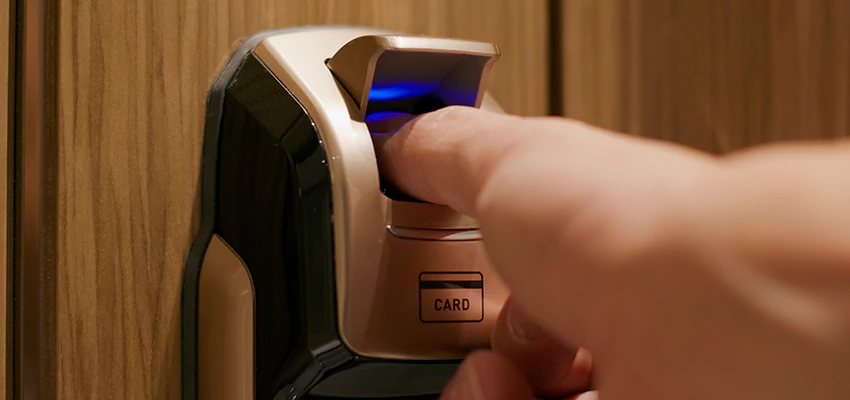 Fingerprint Door Locks Replacement in Chowchilla, CA